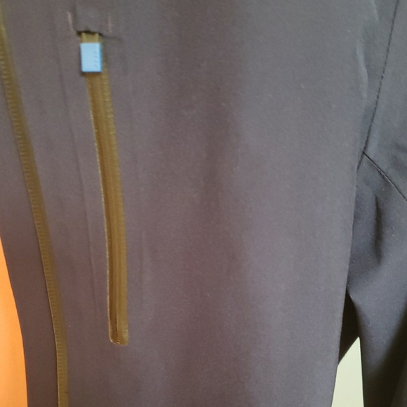 MAAP Navy Cycling Jacket - Picture 4 of 5